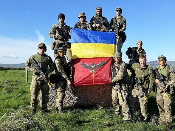 Украинские десантники завоевали серебро на соревнованиях в Великобритании