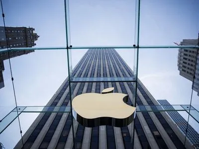 Пользователи массово пожаловались на сбои в работе сервисов Apple