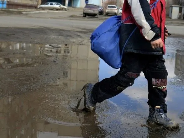 В Киеве с детского центра сбежали семь несовершеннолетних