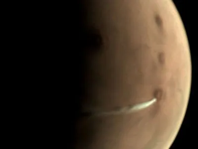 На Марсе заметили странное облако