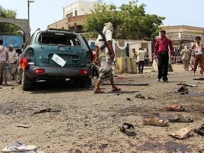 На заході Ємену в результаті терактів загинуло понад 20 осіб