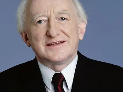 Майкл Хіггінс переміг на президентських виборах в Ірландії