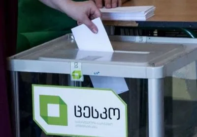 РФ пытается влиять на выборы в Грузии - Геращенко