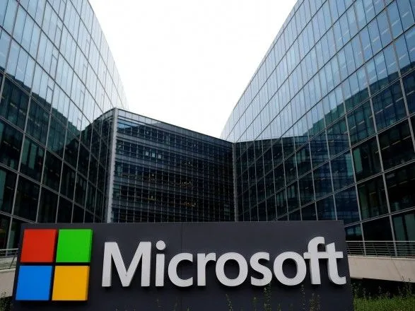 Microsoft продовжить брати участь в тендері на контракт з Пентагоном