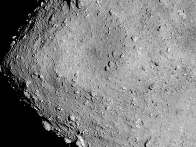 “Хаябуса-2” скинула імена 180 тисяч людей на астероїд