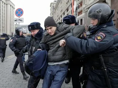 В центре Москвы полиция задержала нескольких участников акции протеста