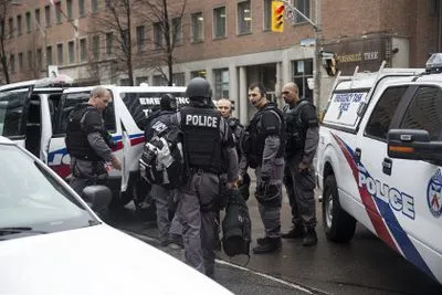 CBC: в Канаде задержали подростка, направившего школе сообщения с угрозами