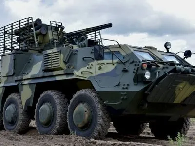 ВСУ получили первые БТР, изготовленные из новой украинской брони