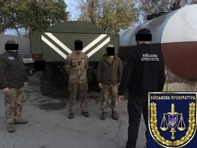 На Одещині військового начальника спіймали на крадіжці пального