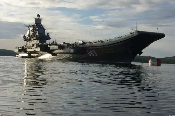 u-rosiyi-nazvali-prichinu-zatoplennya-plavdoku-avianostsya-admiral-kuznyetsov