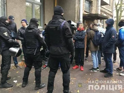 Задержание вооруженных "титушок" в Киеве: полиция открыла производство