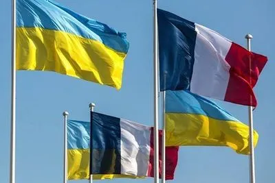 Україна і Франція обговорили взаємодію в рамках “нормандського формату”