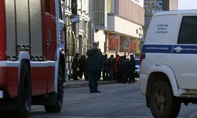 Взрывчатку на входе в архангельское ФСБ взорвал 17-летний парень