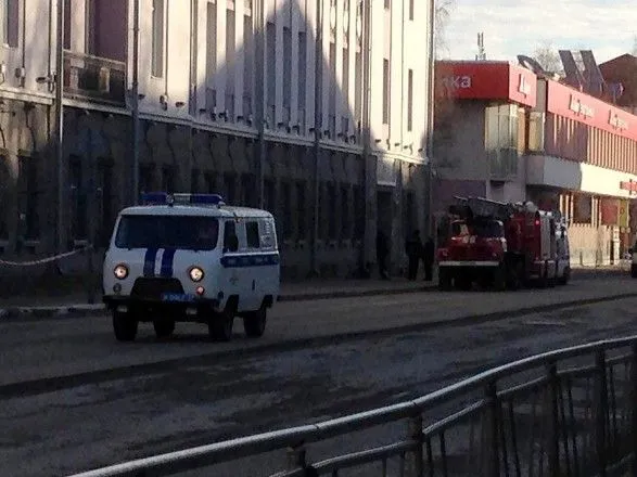 Біля будівлі ФСБ в Архангельську стався вибух, є жертва