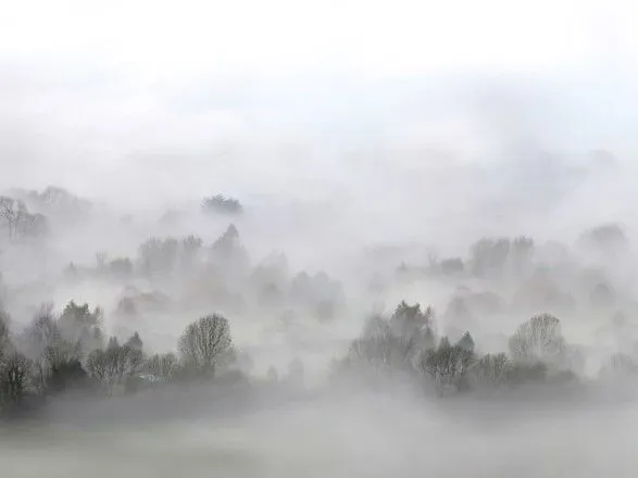 Жителів Правобережжя попередили про ранковий туман