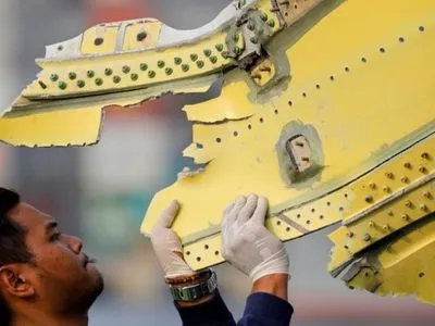 Рятувальники знайшли рештки 105 тіл пасажирів літака Lion Air