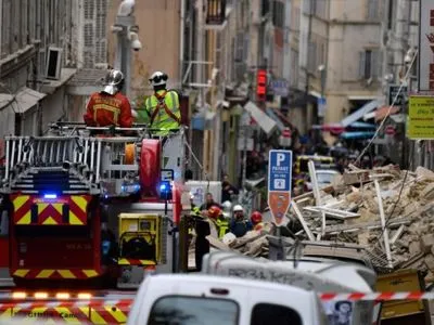 Обвал будинків у Марселі: Макрон виразив підтримку місту, рятувальна операція триває