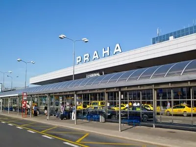 Андрея Лозового задержали в аэропорту Праги с фальшивыми деньгами
