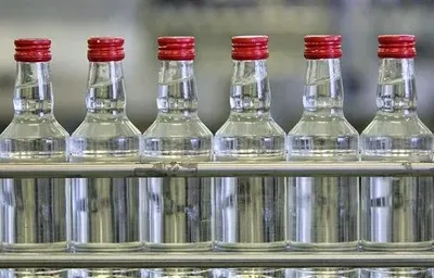 Понад 95% контрафактного алкоголю потрапляє до Білорусі з Росії