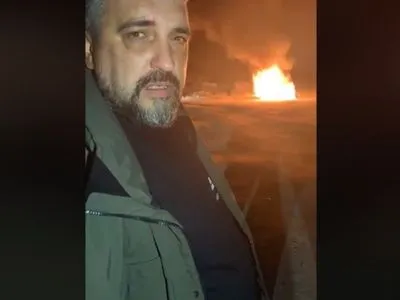 Активист в знак протеста сжег свой Land Rover на еврономерах