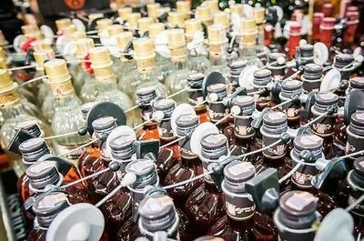 Литва визнала неефективність нічних заборон на алкоголь