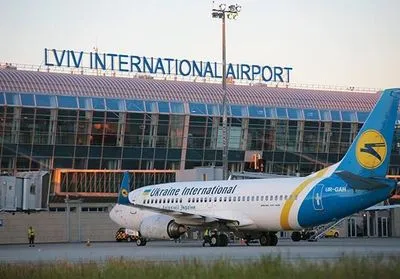 Пассажиропоток через аэропорты Украины вырос почти на четверть