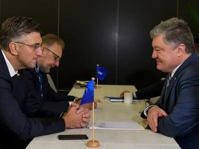 Президент обговорив з лідером Хорватії питання повернення Донбасу
