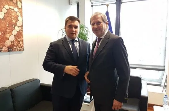 Єврокомісар Ган у Києві зустрівся з Клімкіним