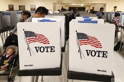 Во Флориде проведут автоматический пересчет голосов на выборах сенатора и губернатора