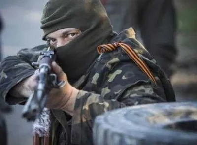 Боевики с полуночи дважды обстреляли украинские позиции на Донбассе