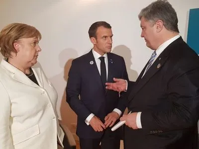 Макрон та Меркель засудили “вибори” в ОРДЛО - Порошенко