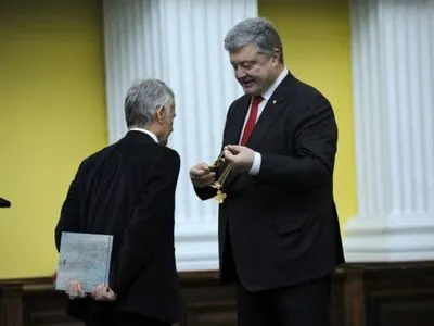 Джемилев на 75-летие получил "Орден Свободы"