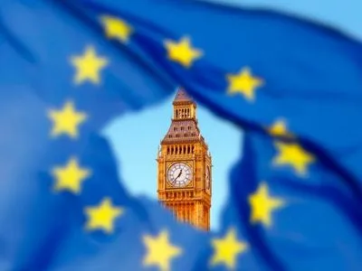 Після п'яти годин обговорень уряд Британії схвалив текст угоди з ЄС щодо Brexit