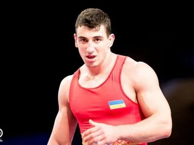 Украинец принес первое "золото" стране на ЧМ по борьбе среди 23-летних