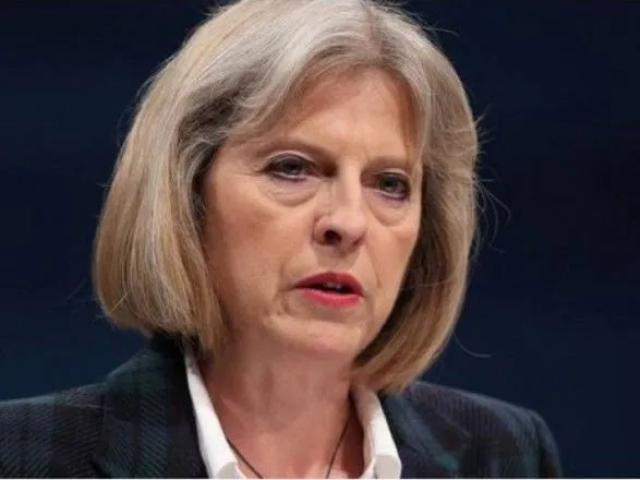 Премьера Великобритании хотят отправить в отставку во вторник