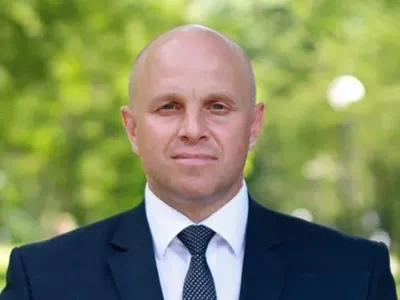 Пограбованим в Києві депутатом виявився партієць "Народного Фронту"