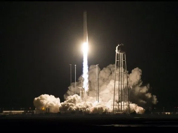 У США запустили ракету Antares з вантажем для МКС