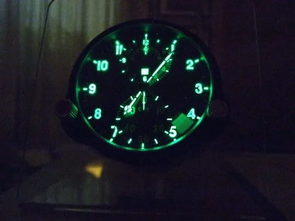 В аэропорту "Борисполь" у иностранца нашли радиоактивные часы
