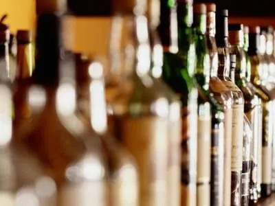 В Європі зросли продажі алкоголю і сигарет