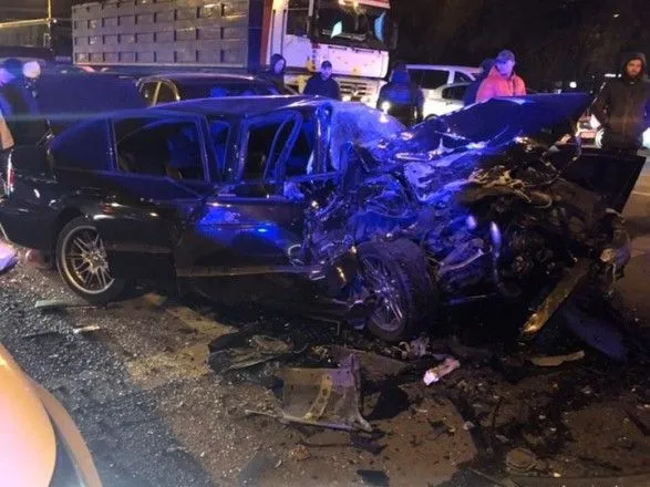 Одразу 10 авто зіткнулися у Дніпрі, троє постраждалих