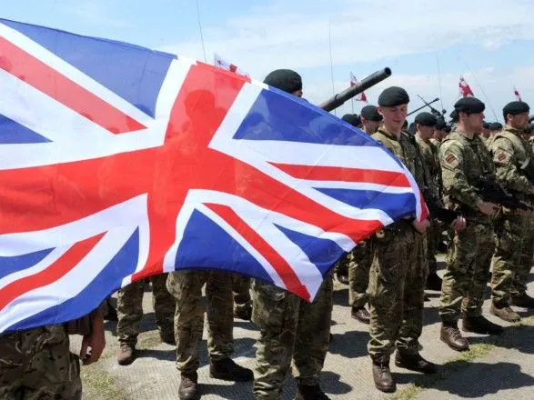 Британія направить більше військових в Україну на тлі загрози з РФ