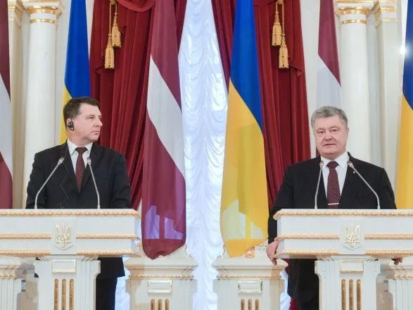 Москва не делает никаких шагов к деэскалации конфликта на Донбассе - президент Латвии