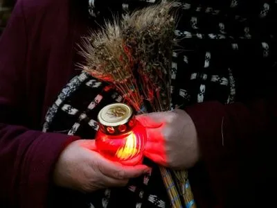 Українці сьогодні о 16.00 запалять свічки в пам'ять про жертв Голодомору