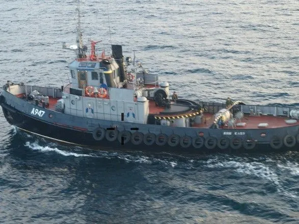ФСБ стверджує, що українські кораблі "повертаються до Бердянська"