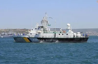 Корабли РФ провоцировали украинские суда на открытие огня - представитель Президента