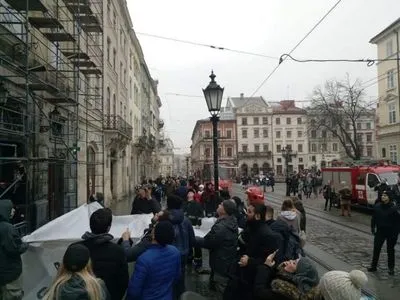 Иностранец во Львове пытался совершить самоубийство