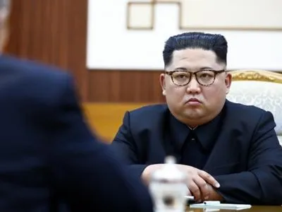 СМИ: Ким Чен Ын выразил готовность пустить проверяющих на ядерный полигон в Йонбене