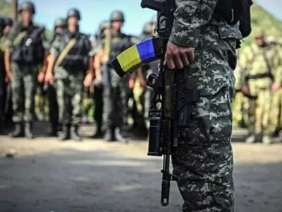 Военное положение поможет борьбе с нелегальным оружием в Украине - эксперт