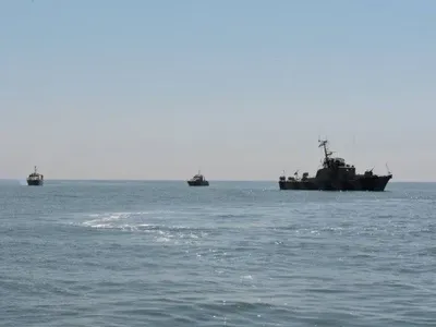 Названы фамилии россиян, отдавших приказ стрелять по украинским морякам