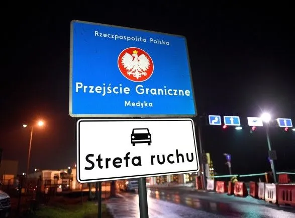 Протест "евробляхеров": движение к границе с Польшей разблокировали